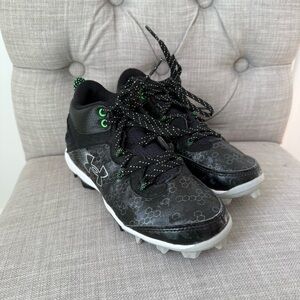 Under Armour Harper‎ Kids Black and Green Baseball Cleats Size 1.5Y